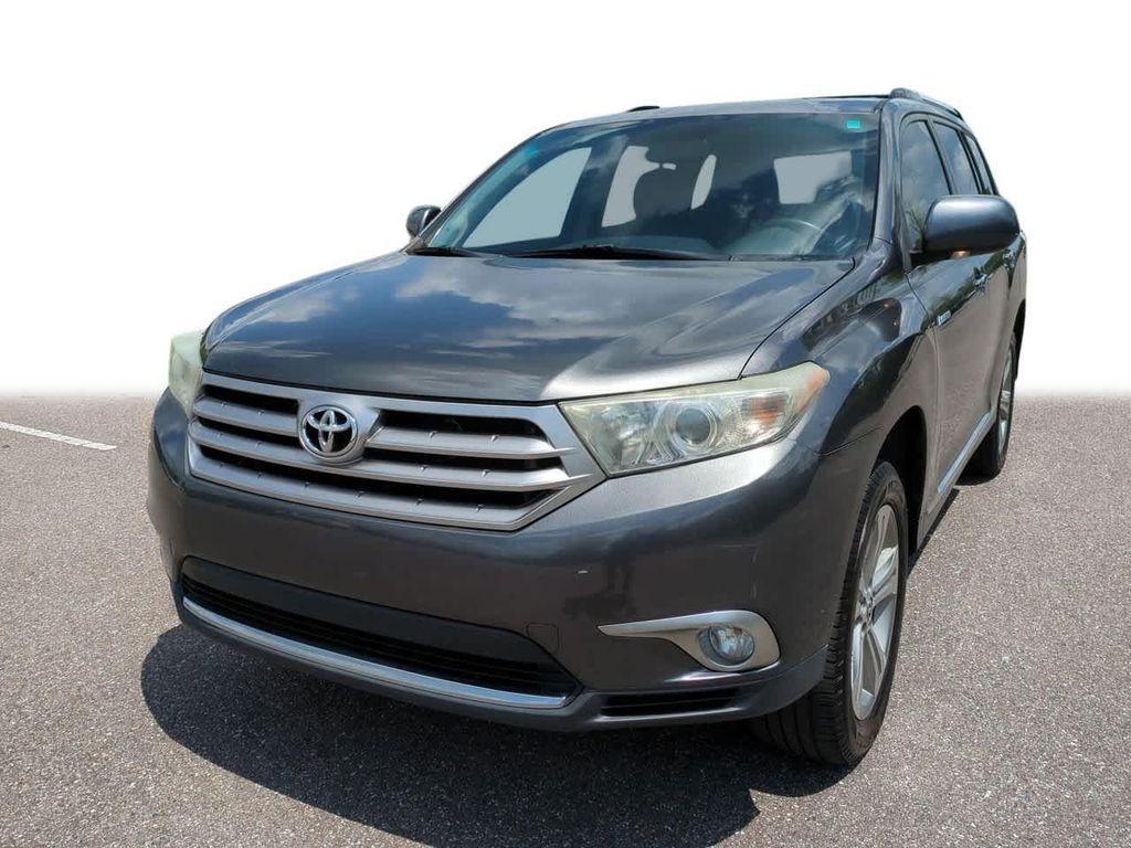 used 2013 Toyota Highlander car, priced at $9,999