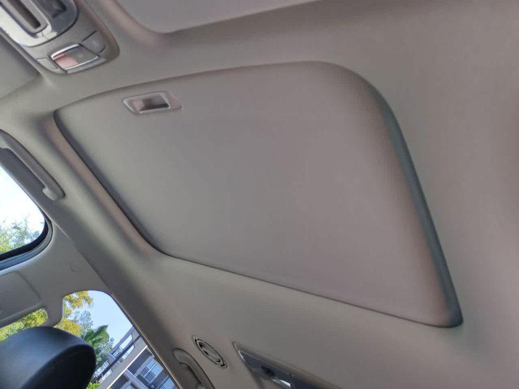 used 2025 Kia Telluride car, priced at $32,244