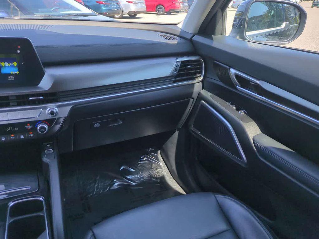used 2025 Kia Telluride car, priced at $32,244