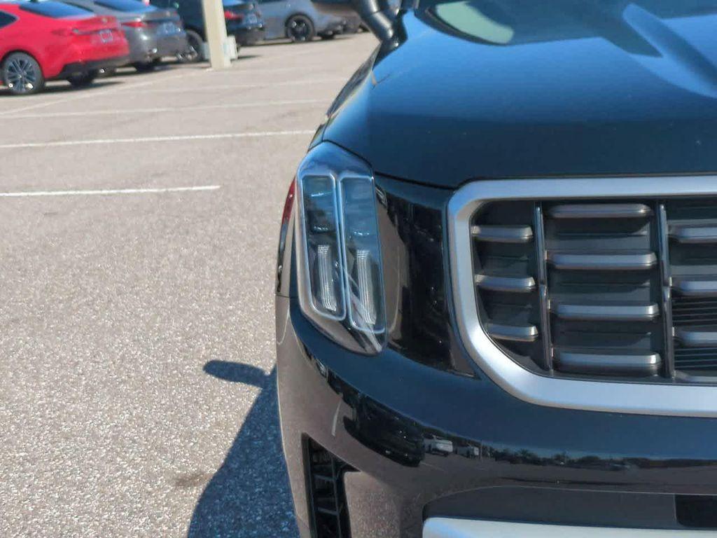 used 2025 Kia Telluride car, priced at $32,244