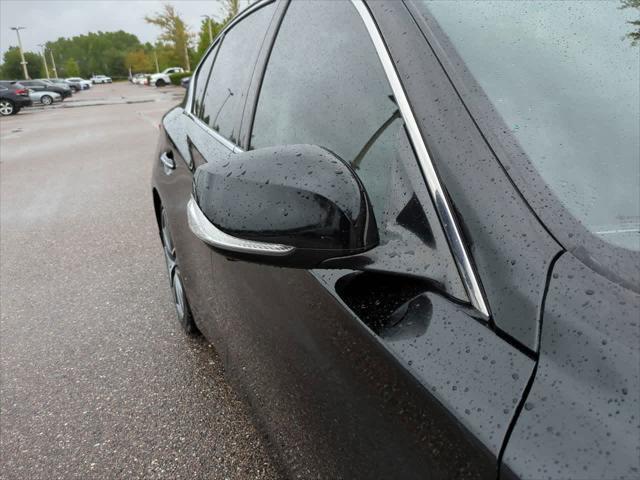 used 2014 INFINITI Q50 Hybrid car, priced at $12,344