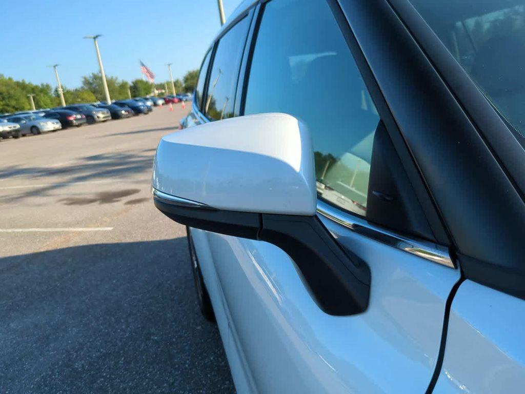used 2022 Toyota Highlander car, priced at $32,743