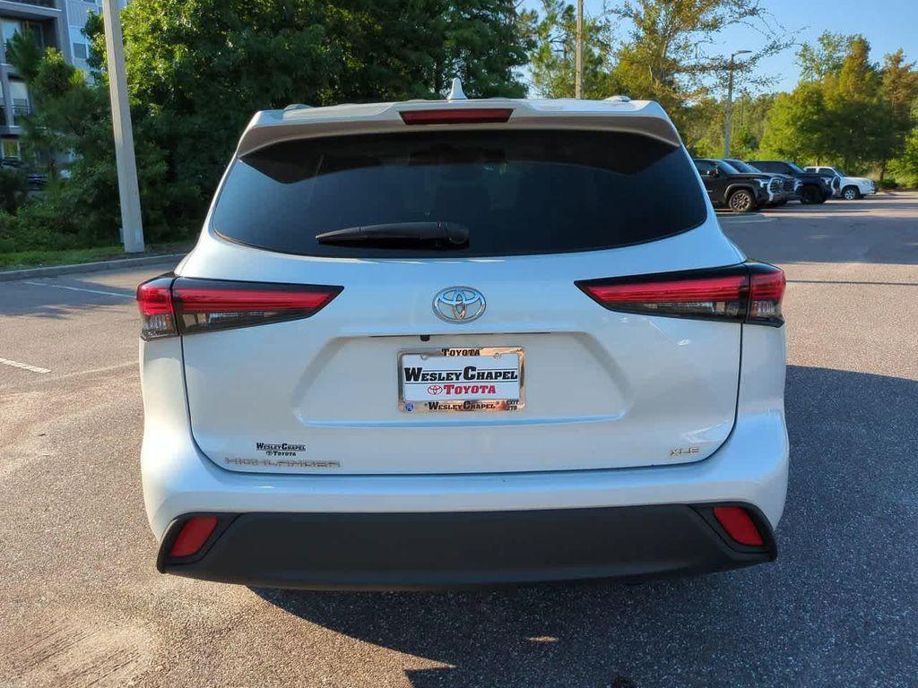 used 2022 Toyota Highlander car, priced at $32,743