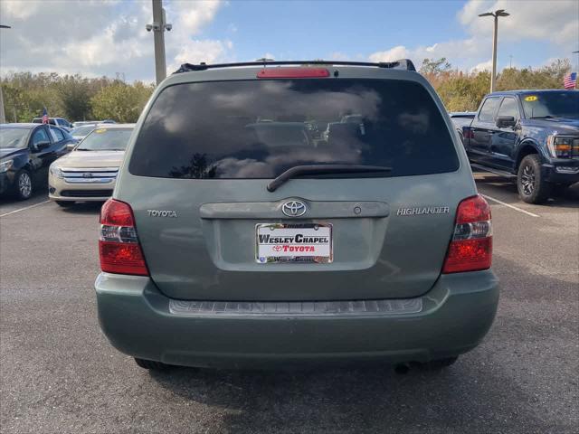 used 2006 Toyota Highlander car, priced at $6,999