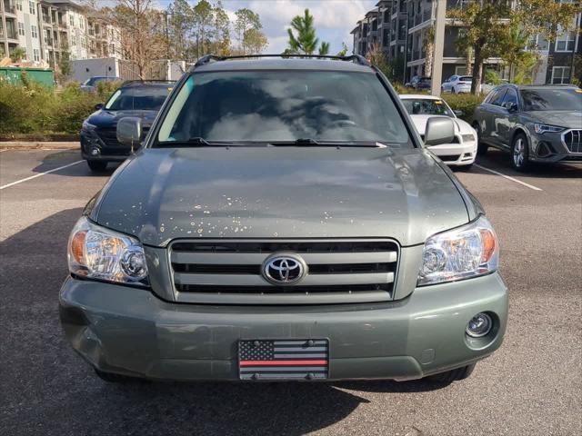 used 2006 Toyota Highlander car, priced at $6,999