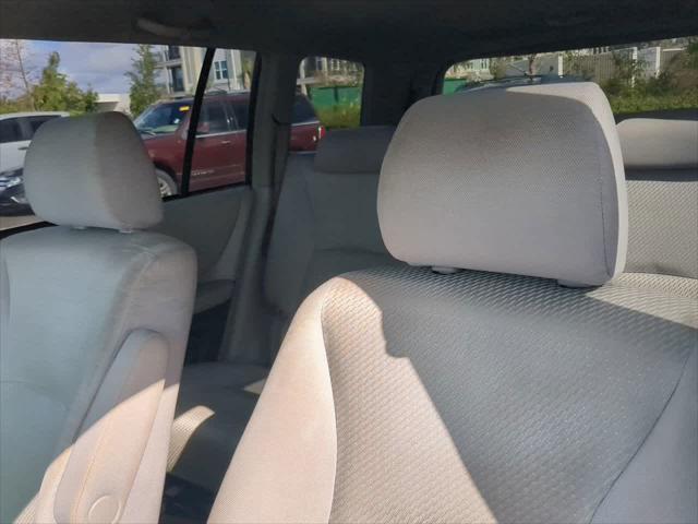 used 2006 Toyota Highlander car, priced at $6,999