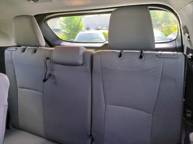used 2021 Toyota Highlander Hybrid car, priced at $28,244