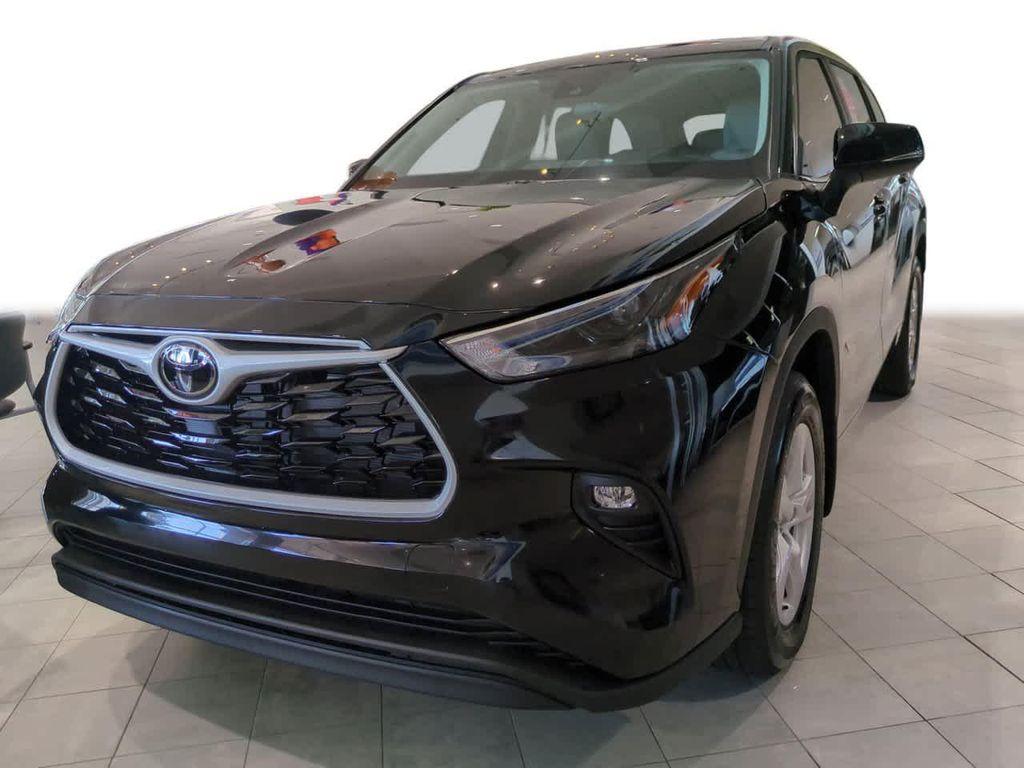 new 2025 Toyota Highlander car, priced at $44,146