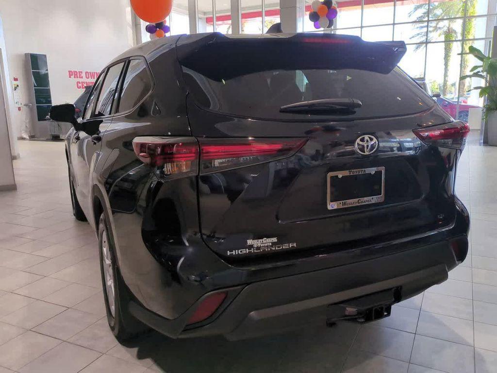 new 2025 Toyota Highlander car, priced at $44,146