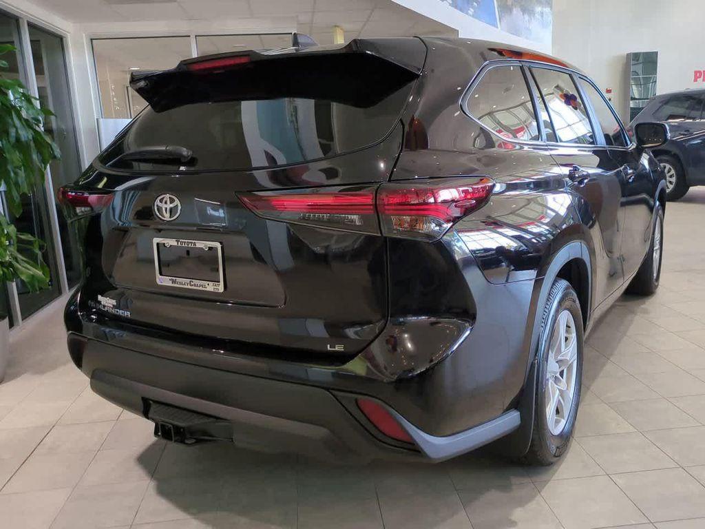 new 2025 Toyota Highlander car, priced at $44,146
