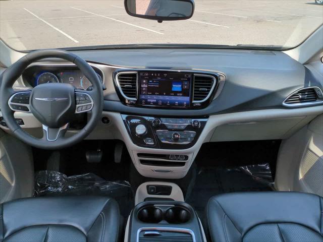 used 2023 Chrysler Pacifica car, priced at $21,844