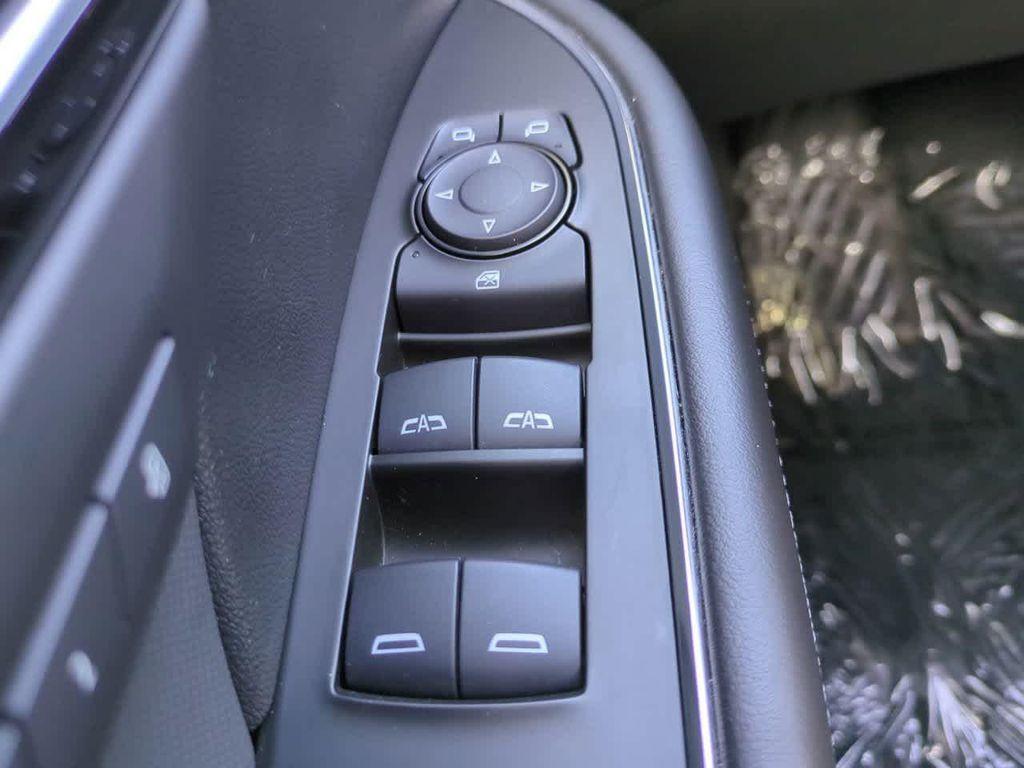 used 2024 Buick Envision car, priced at $28,999