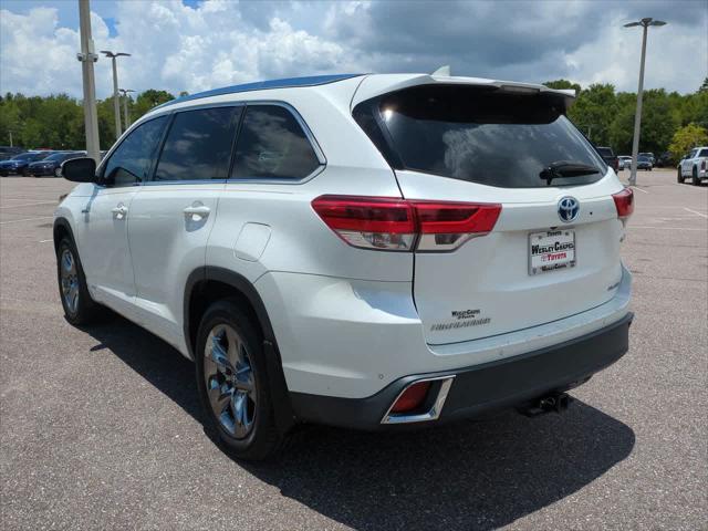 used 2019 Toyota Highlander Hybrid car, priced at $25,999