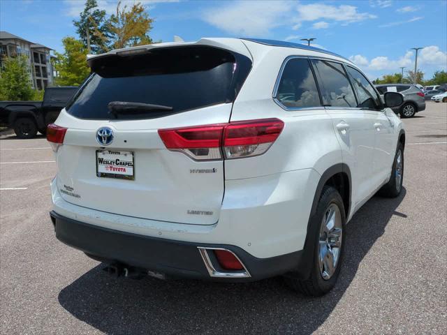 used 2019 Toyota Highlander Hybrid car, priced at $25,999