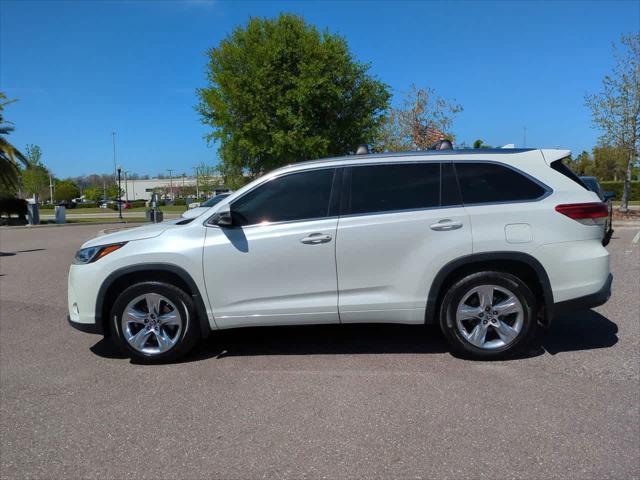 used 2019 Toyota Highlander car, priced at $29,444