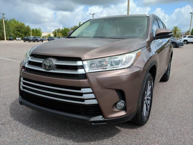 used 2018 Toyota Highlander car, priced at $25,444