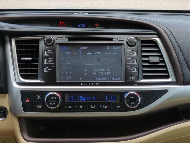 used 2018 Toyota Highlander car, priced at $25,444