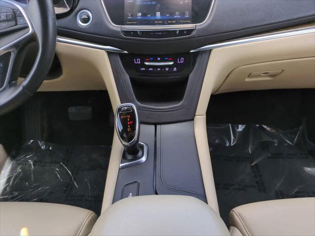 used 2017 Cadillac XT5 car, priced at $19,444