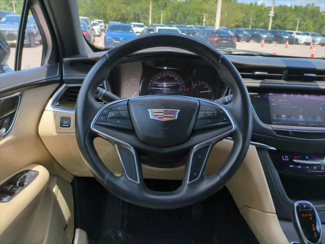 used 2017 Cadillac XT5 car, priced at $19,444