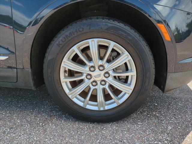 used 2017 Cadillac XT5 car, priced at $19,444