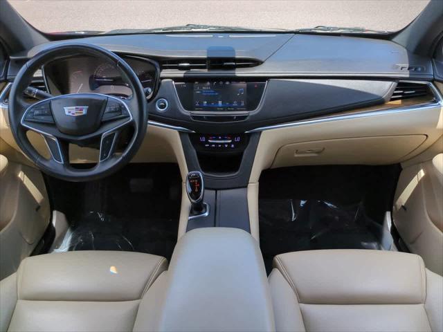 used 2017 Cadillac XT5 car, priced at $19,444