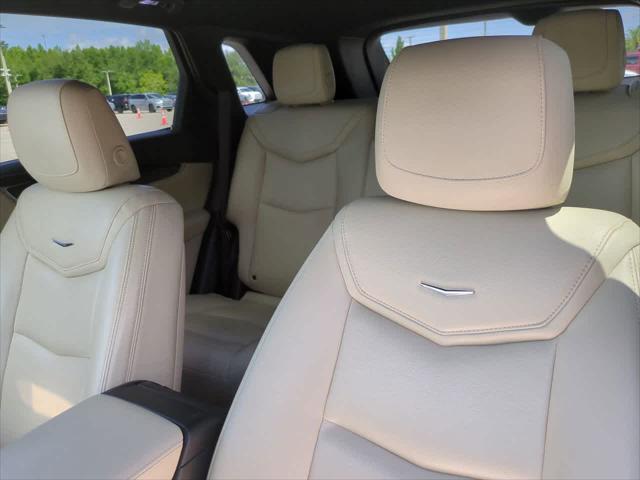used 2017 Cadillac XT5 car, priced at $19,444