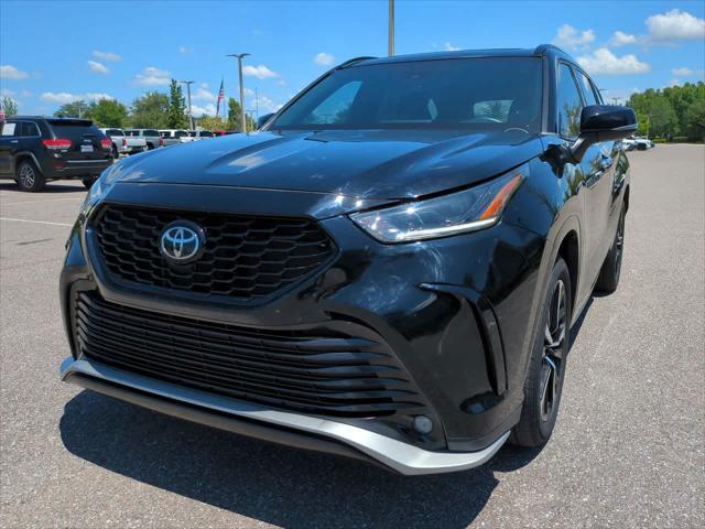 used 2021 Toyota Highlander car, priced at $38,799