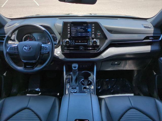 used 2021 Toyota Highlander car, priced at $38,799