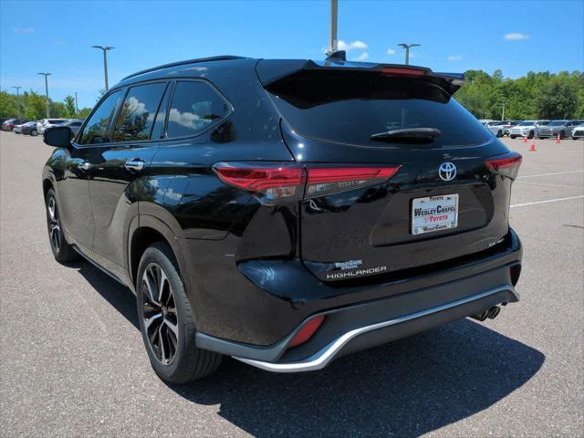 used 2021 Toyota Highlander car, priced at $38,799