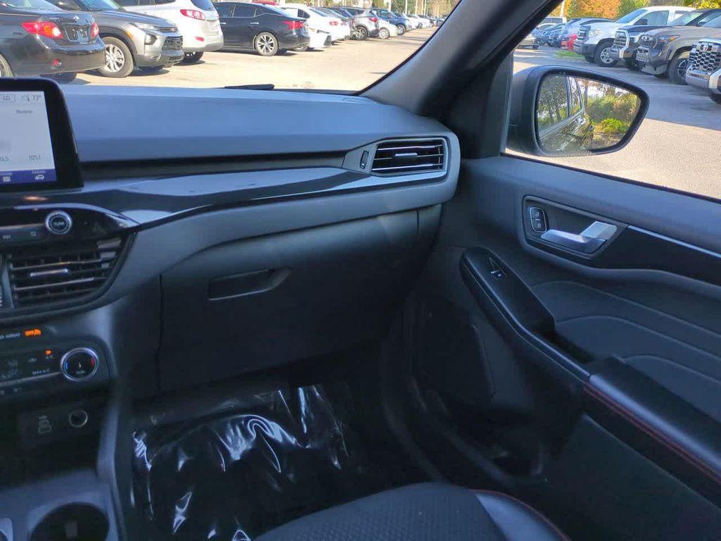 used 2025 Ford Escape car, priced at $23,244