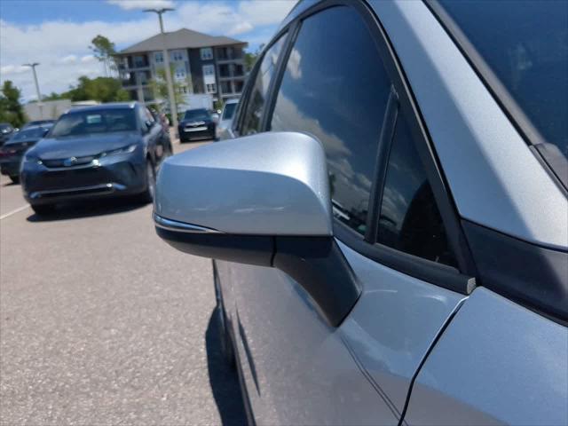 new 2025 Toyota Corolla Cross car, priced at $27,832