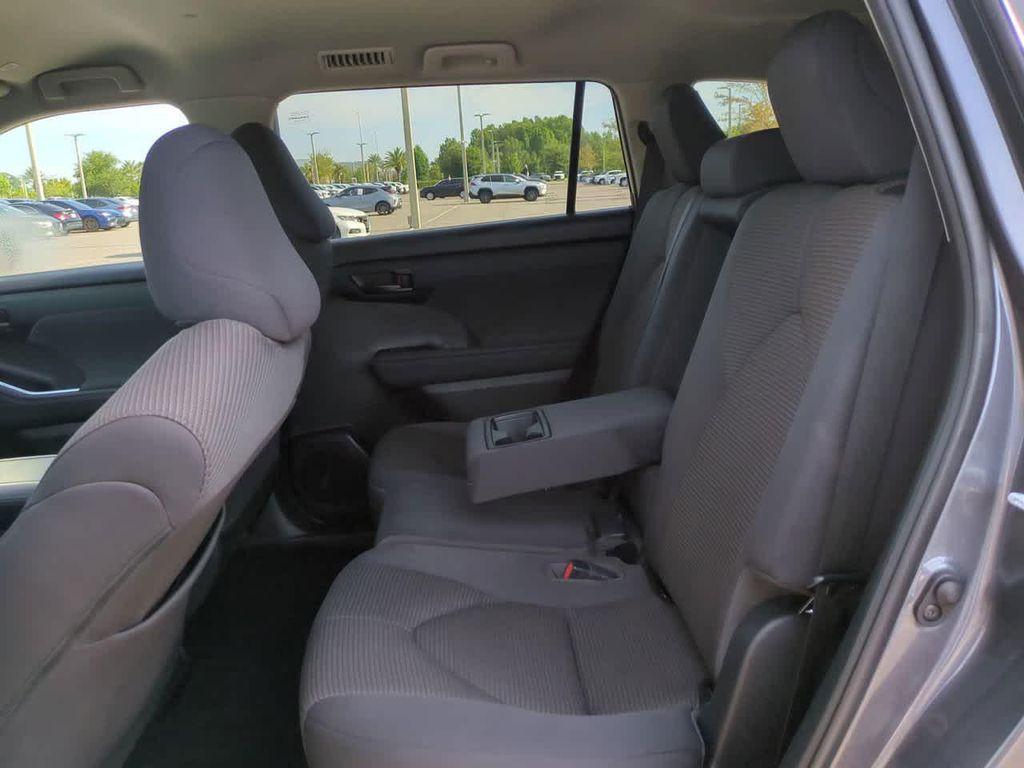 used 2023 Toyota Highlander car, priced at $31,244