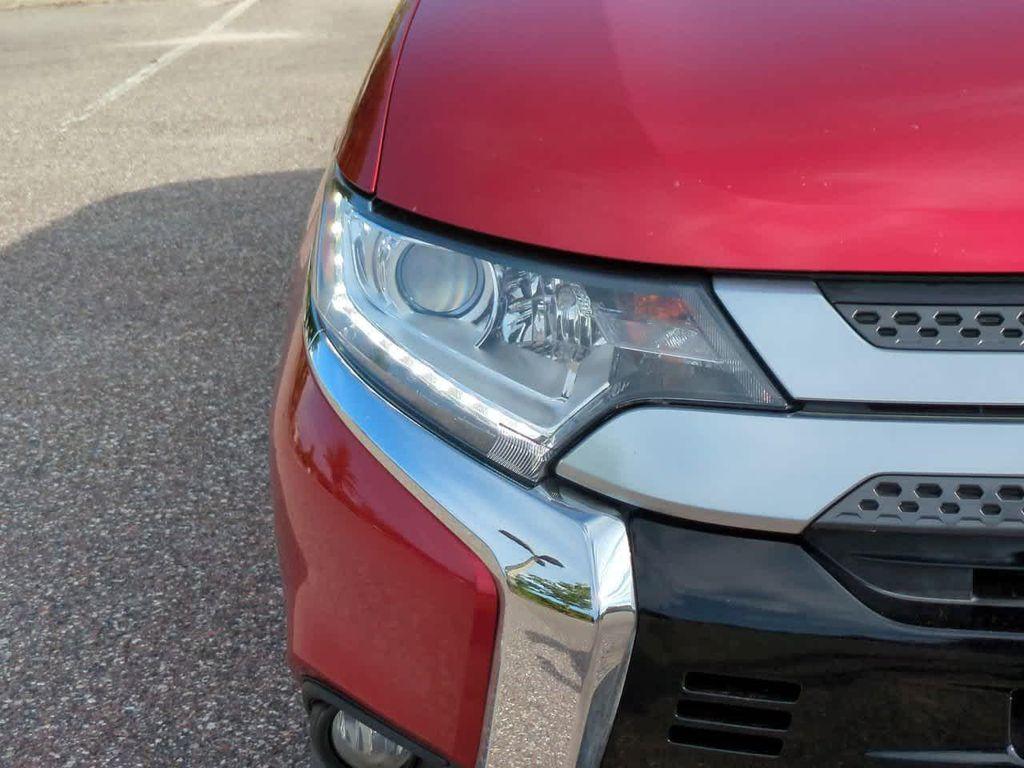 used 2020 Mitsubishi Outlander car, priced at $18,999