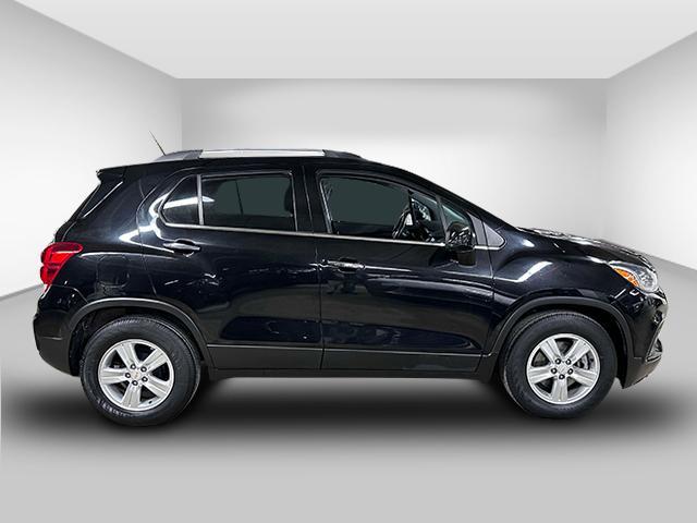 used 2020 Chevrolet Trax car, priced at $15,988