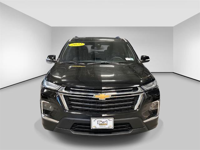 used 2023 Chevrolet Traverse car, priced at $31,488