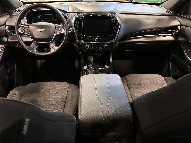 used 2023 Chevrolet Traverse car, priced at $31,488