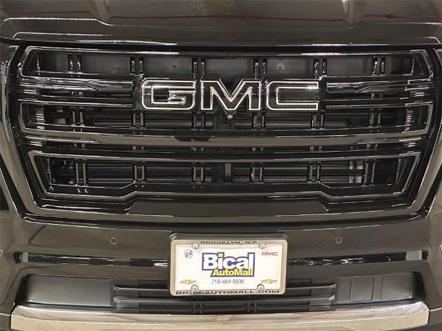 used 2024 GMC Yukon car, priced at $61,588