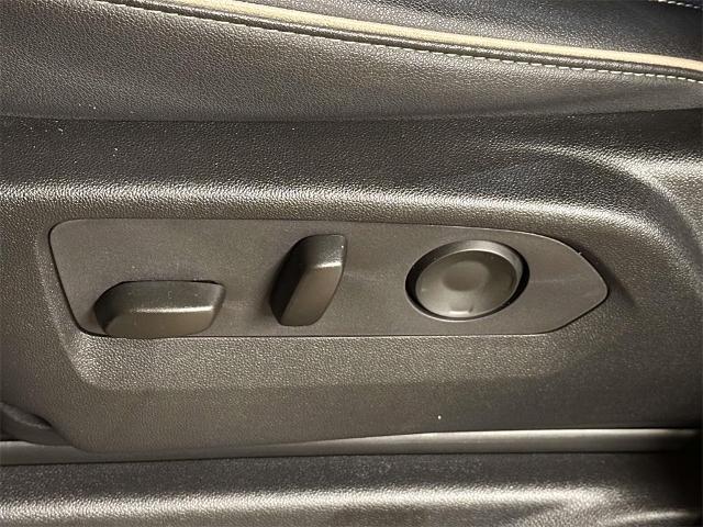 used 2024 GMC Yukon car, priced at $61,588