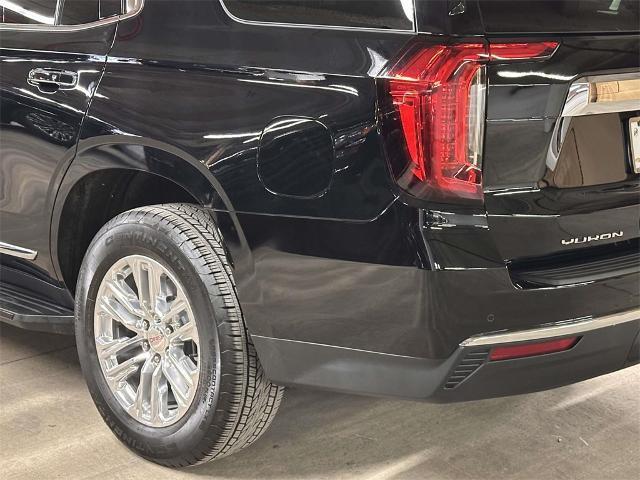 used 2024 GMC Yukon car, priced at $61,588