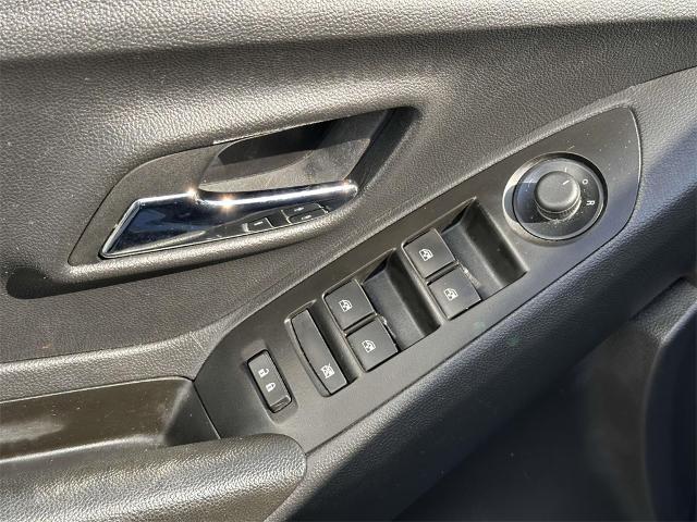 used 2022 Chevrolet Trax car, priced at $18,488
