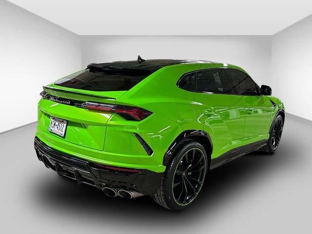 used 2021 Lamborghini Urus car, priced at $258,990