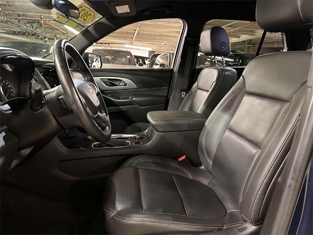 used 2022 Chevrolet Traverse car, priced at $29,988