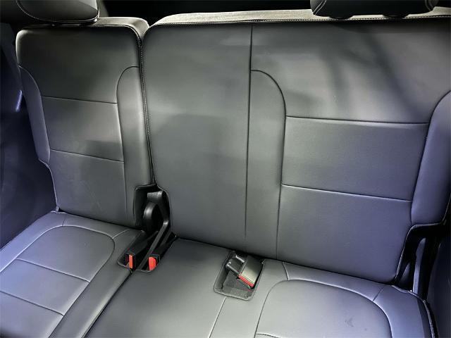 used 2022 Chevrolet Traverse car, priced at $29,988