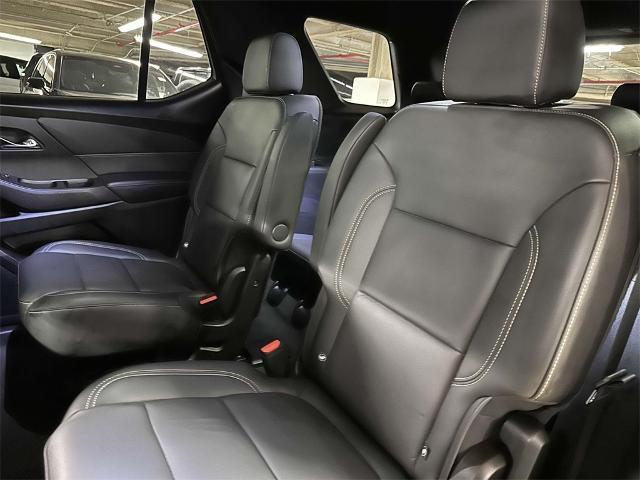 used 2022 Chevrolet Traverse car, priced at $29,988