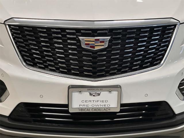 used 2022 Cadillac XT5 car, priced at $33,988