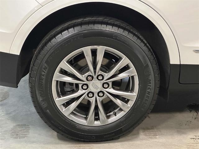 used 2022 Cadillac XT5 car, priced at $33,988