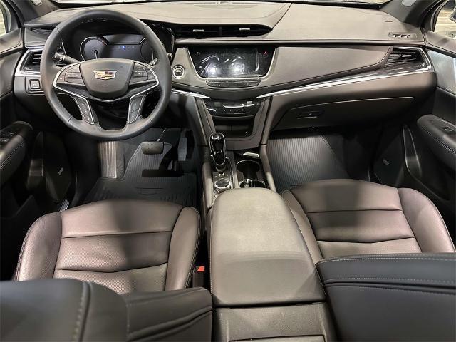 used 2022 Cadillac XT5 car, priced at $33,988