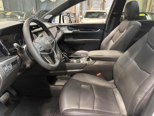 used 2022 Cadillac XT5 car, priced at $33,988
