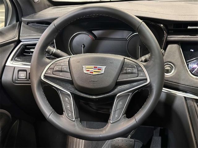 used 2022 Cadillac XT5 car, priced at $33,988