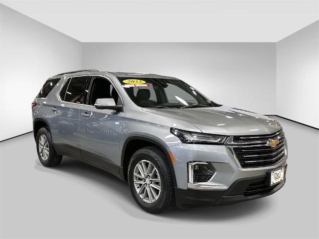 used 2023 Chevrolet Traverse car, priced at $31,159